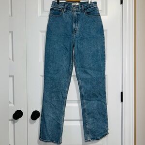 Abercrombie & Fitch Curve Love High Rise Straight Leg Jeans - Medium Blue Denim